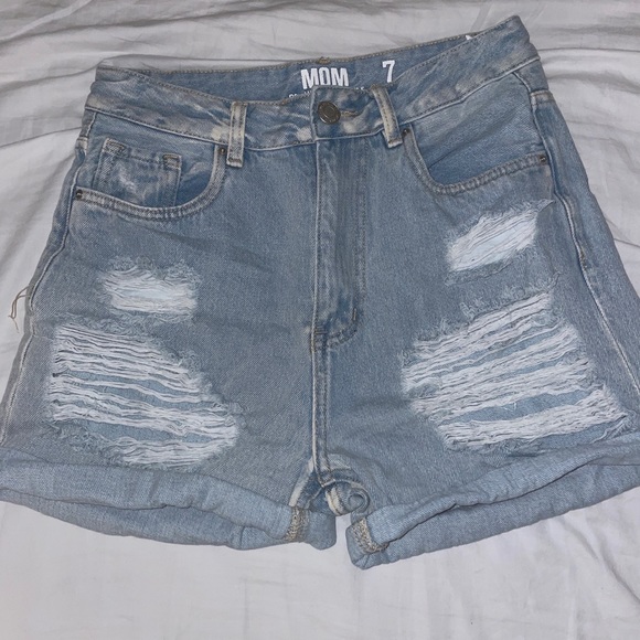Mom jean shorts - Picture 1 of 3